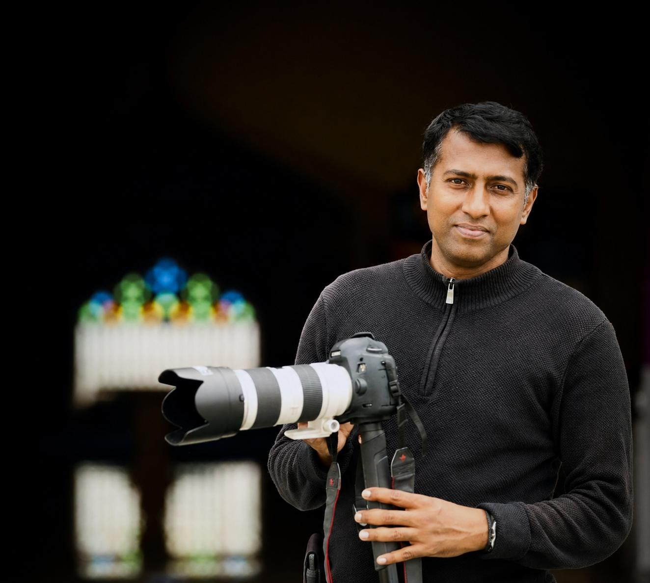 Mohammed Roshan Background